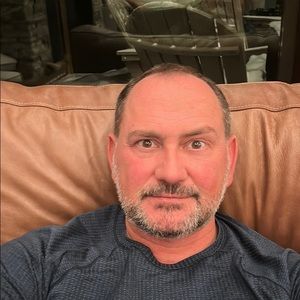 Meet your Posher, Adam